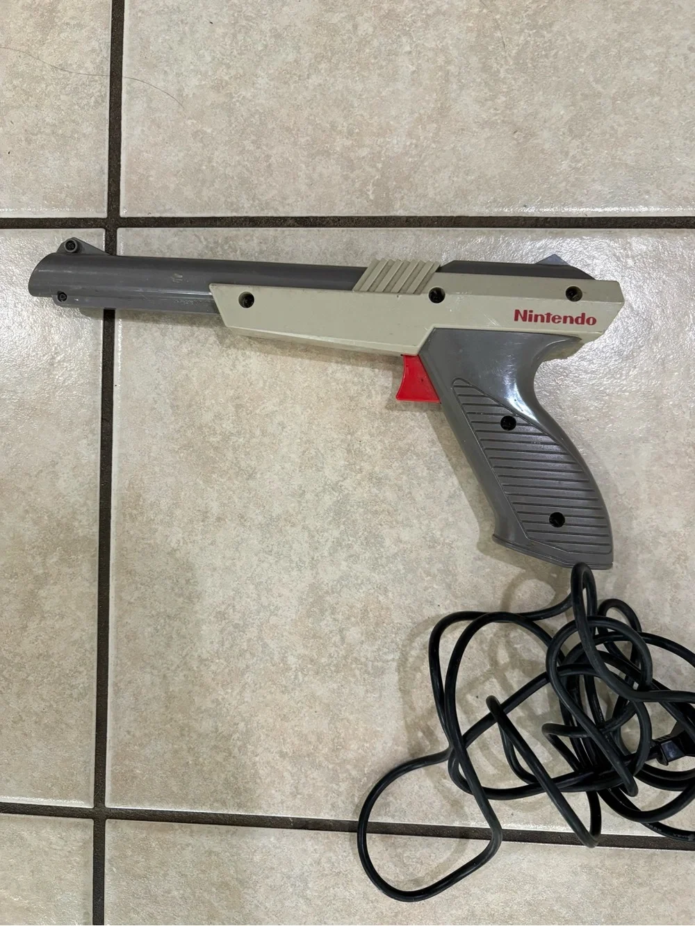 Nintendo Classic Light Gun in Gray and Red